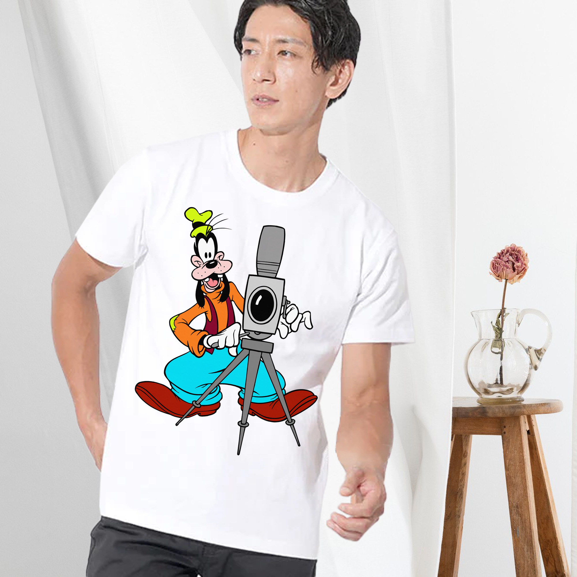 ミッキーマウス Mickey Mouse 綿100％ メンズ半袖Tシャツ｜肌触りやわらか＆通気性