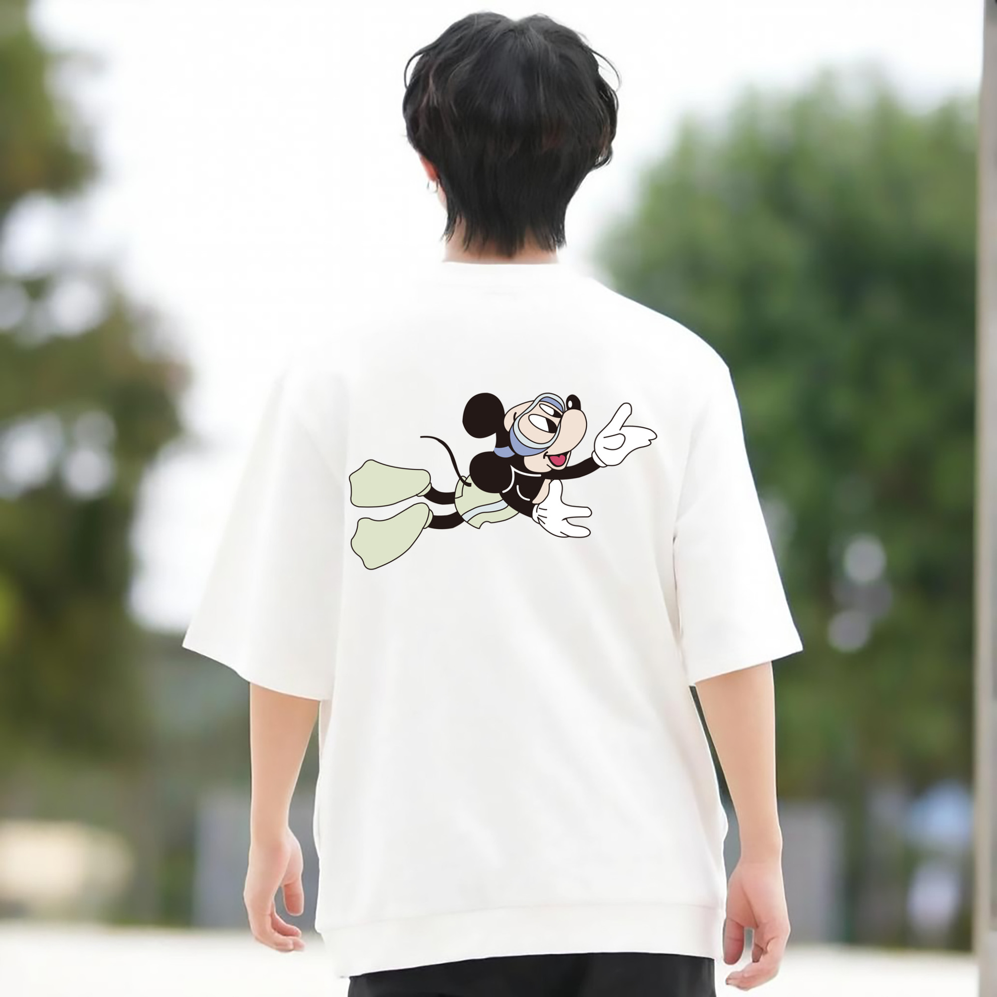 ミッキーマウス Mickey Mouse 綿100％ メンズ半袖Tシャツ（バックプリント） 通気性