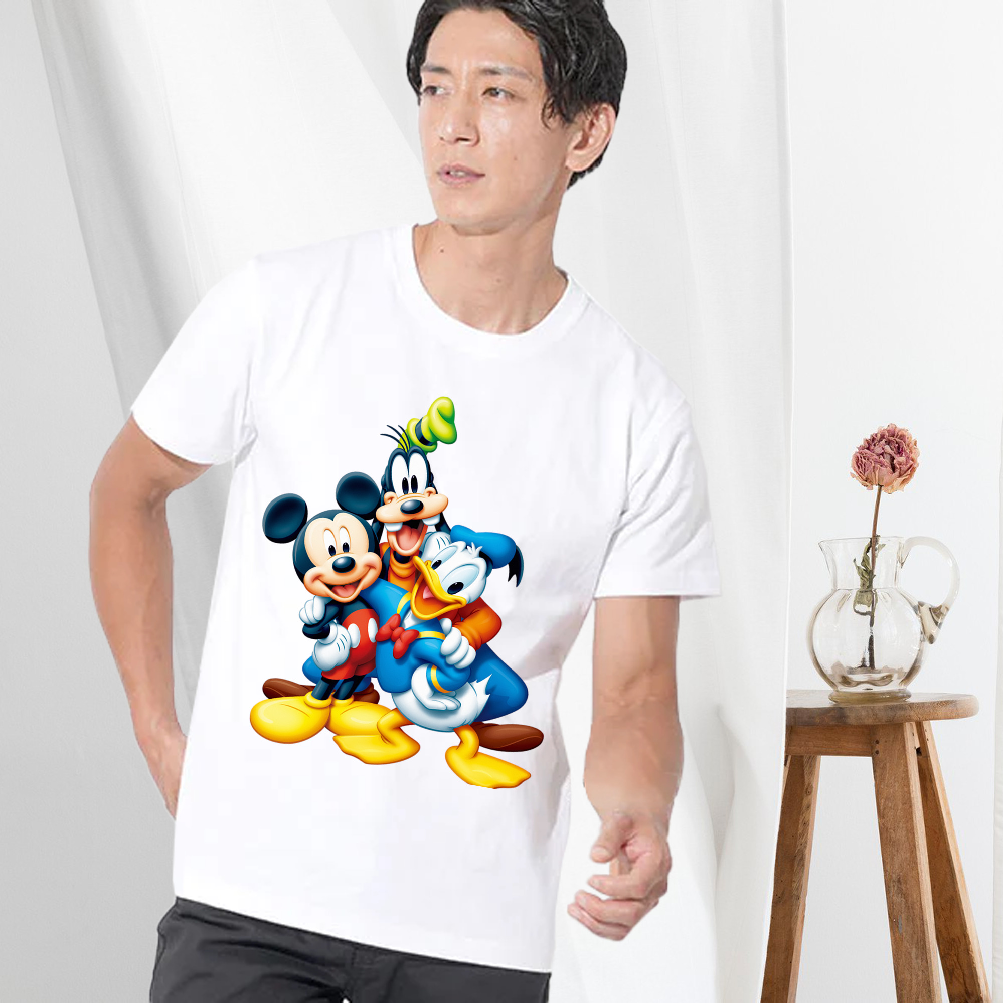 ミッキーマウス Mickey Mouse 綿100％ メンズ半袖Tシャツ｜肌触りやわらか＆通気性
