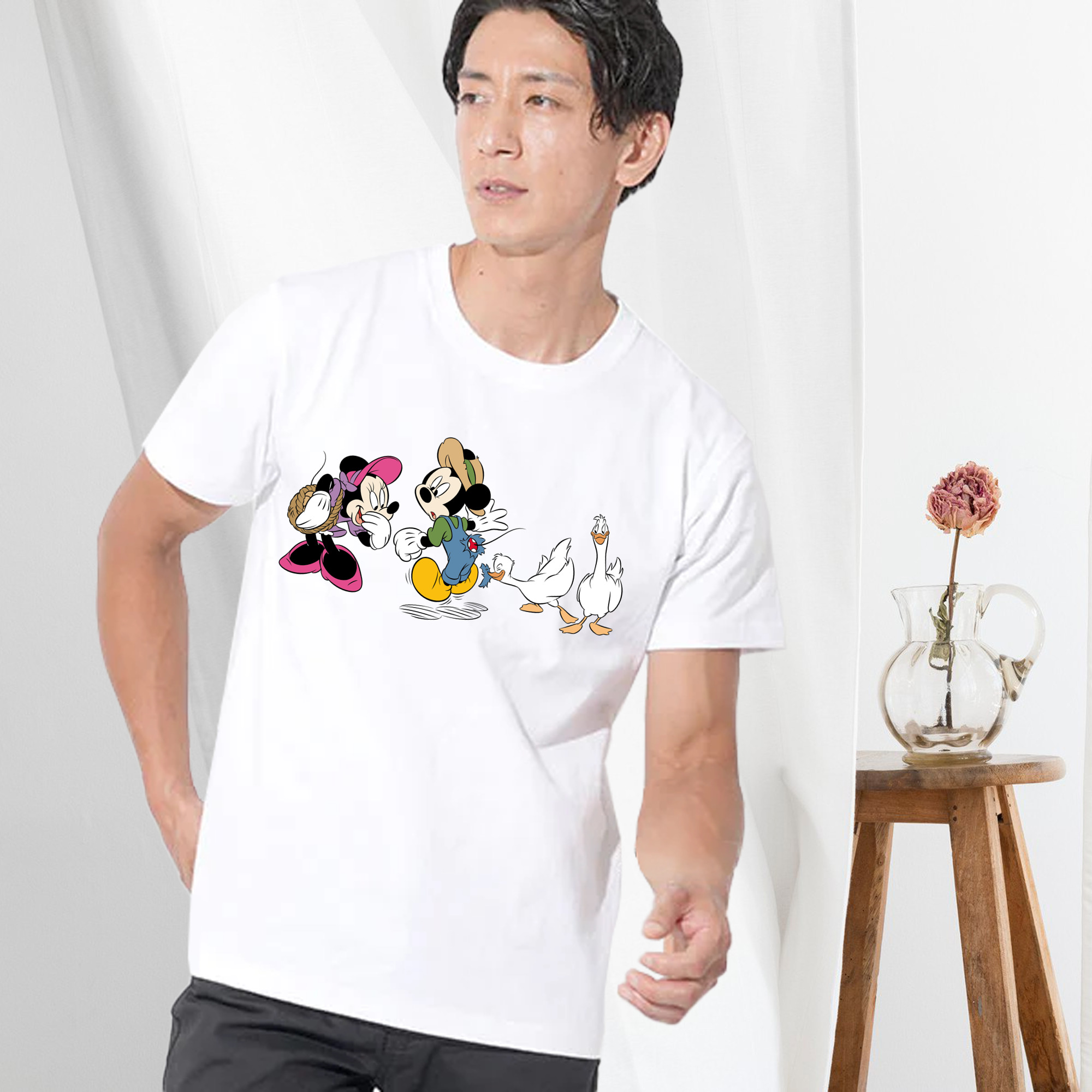 ミッキーマウス Mickey Mouse 綿100％ メンズ半袖Tシャツ｜肌触りやわらか＆通気性