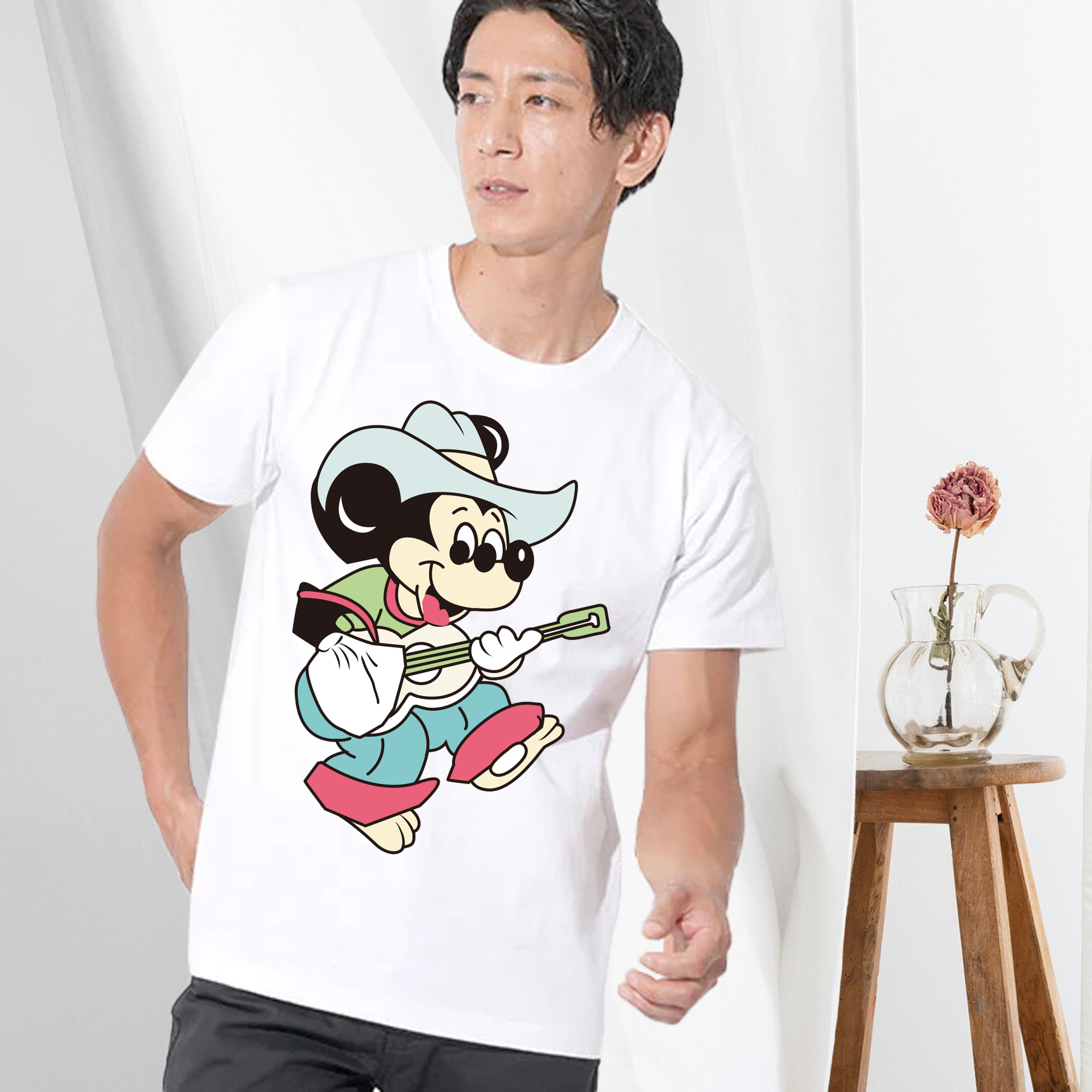 ミッキーマウス Mickey Mouse 綿100％ メンズ半袖Tシャツ｜肌触りやわらか＆通気性