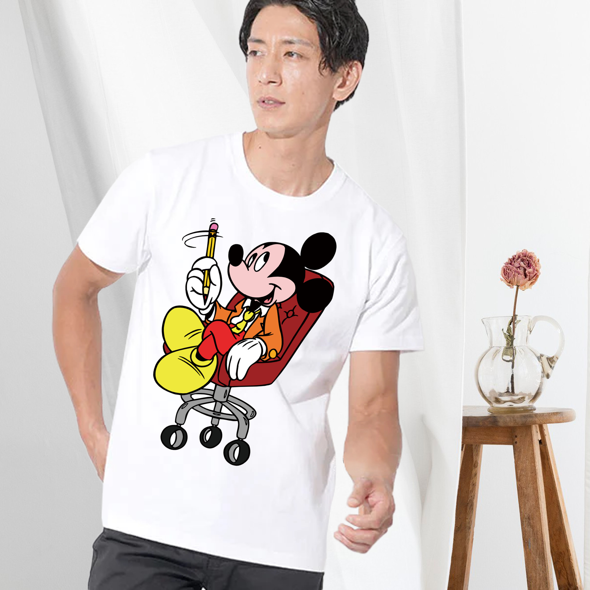 ミッキーマウス Mickey Mouse 綿100％ メンズ半袖Tシャツ｜肌触りやわらか＆通気性