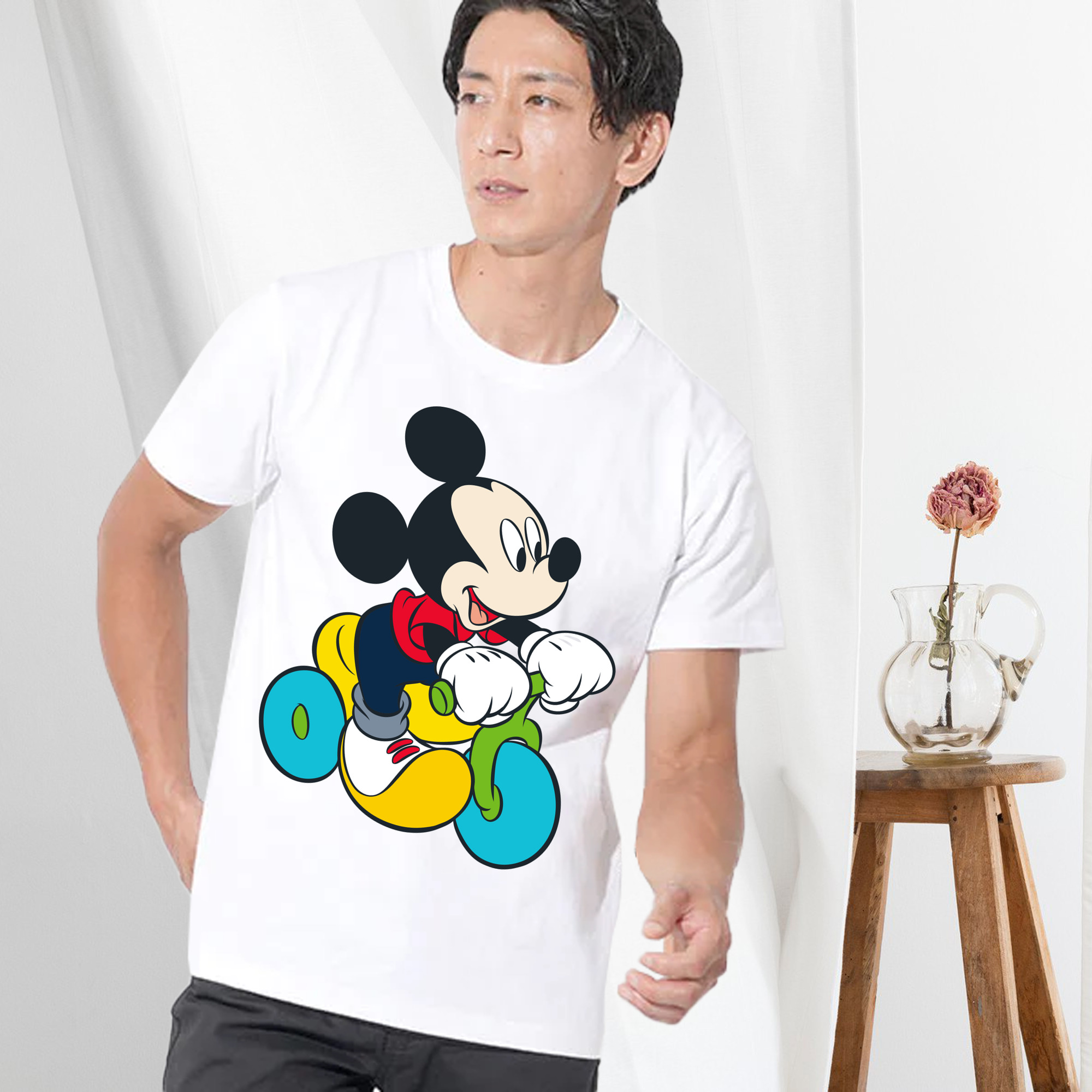 ミッキーマウス Mickey Mouse 綿100％ メンズ半袖Tシャツ｜肌触りやわらか＆通気性