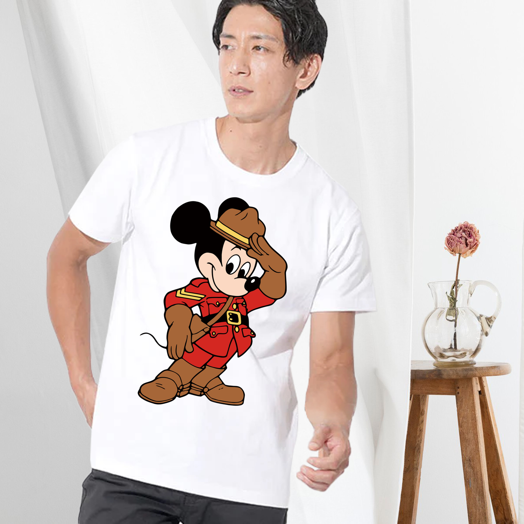 ミッキーマウス Mickey Mouse 綿100％ メンズ半袖Tシャツ｜肌触りやわらか＆通気性