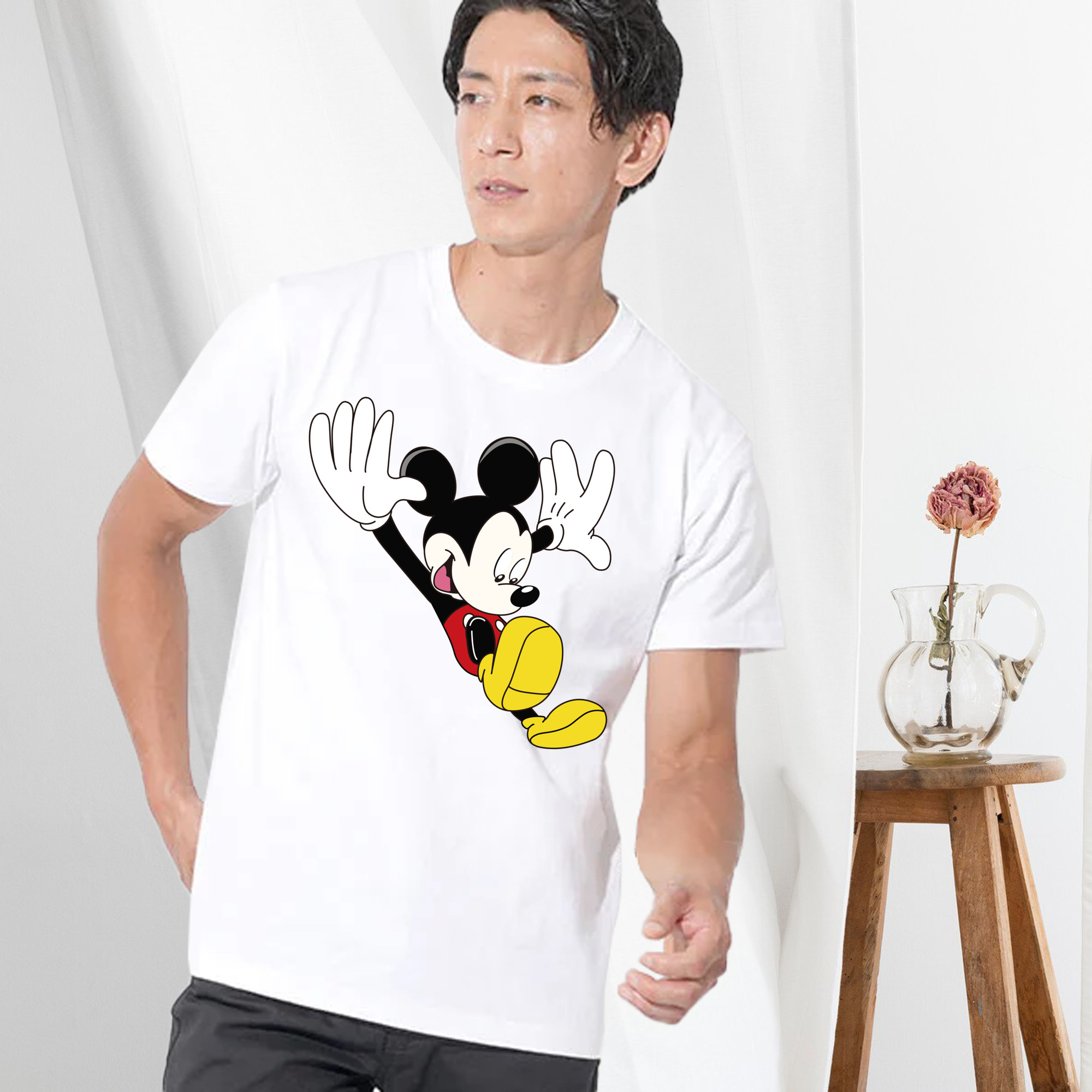 ミッキーマウス Mickey Mouse 綿100％ メンズ半袖Tシャツ｜肌触りやわらか＆通気性