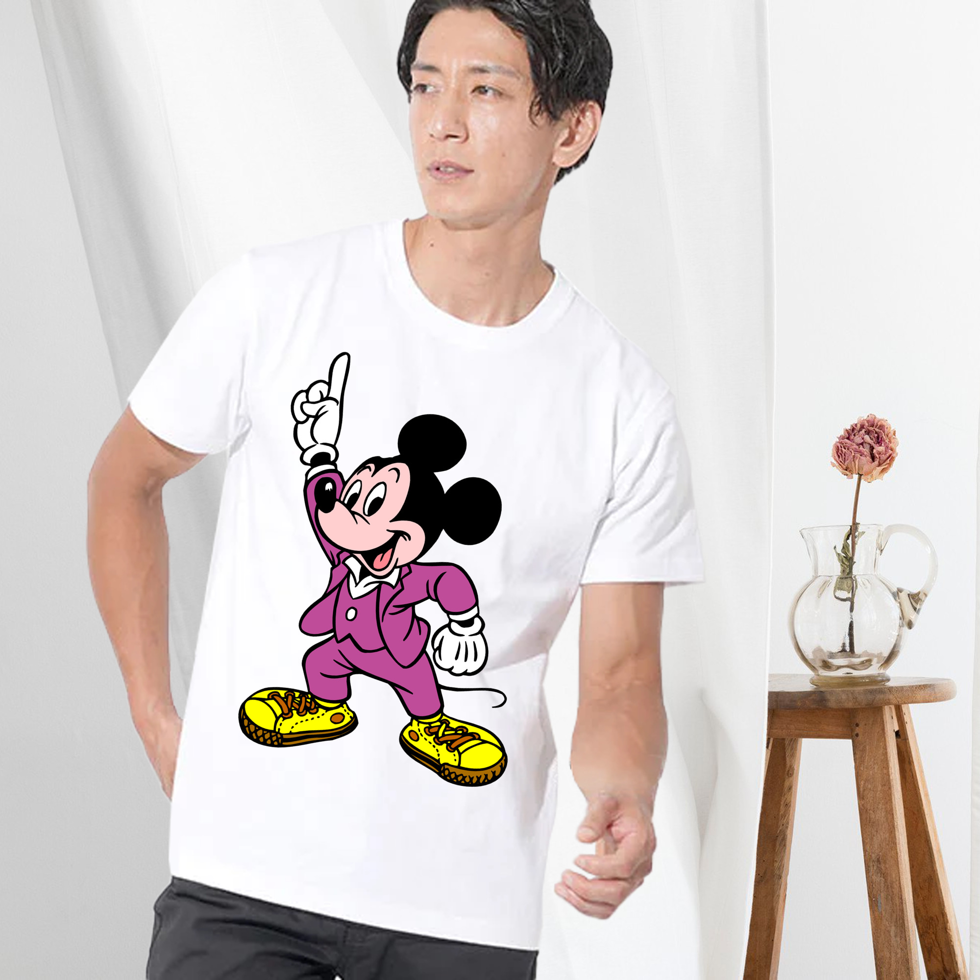 ミッキーマウス Mickey Mouse 綿100％ メンズ半袖Tシャツ｜肌触りやわらか＆通気性
