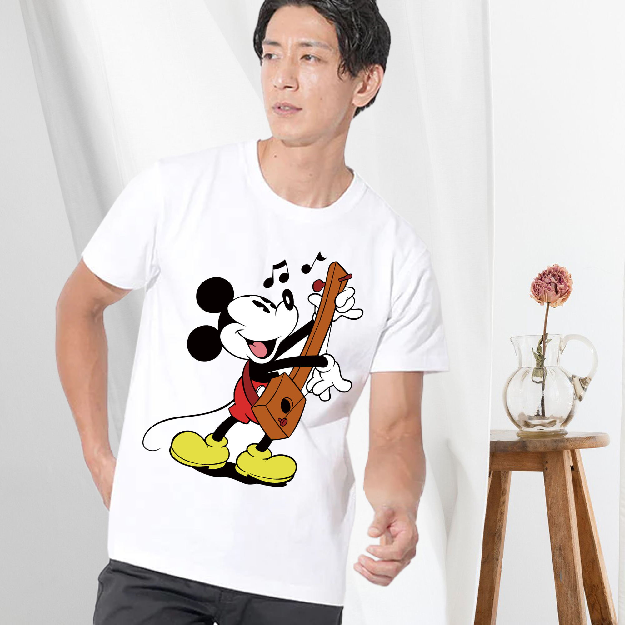 ミッキーマウス Mickey Mouse 綿100％ メンズ半袖Tシャツ｜肌触りやわらか＆通気性