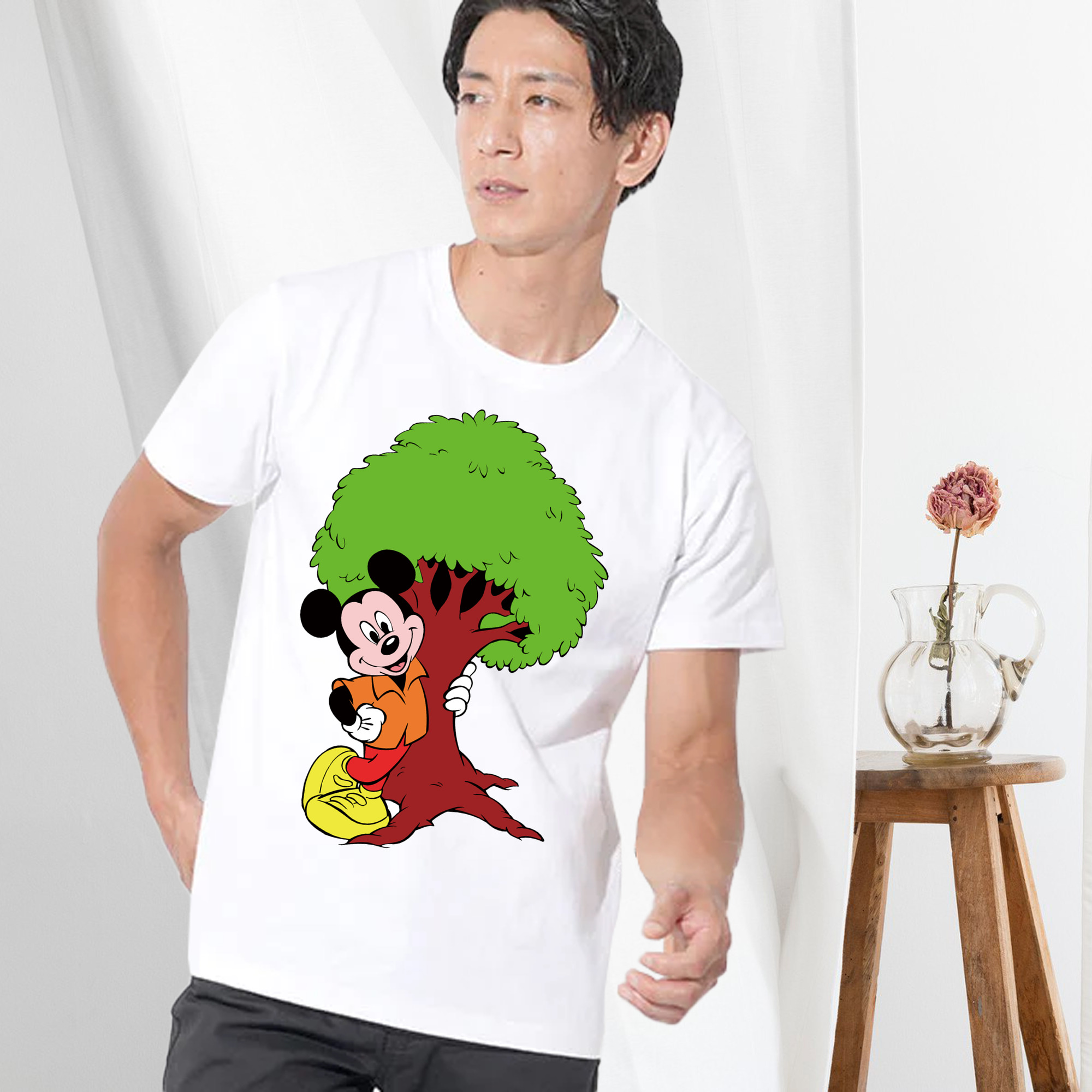 ミッキーマウス Mickey Mouse 綿100％ メンズ半袖Tシャツ｜肌触りやわらか＆通気性