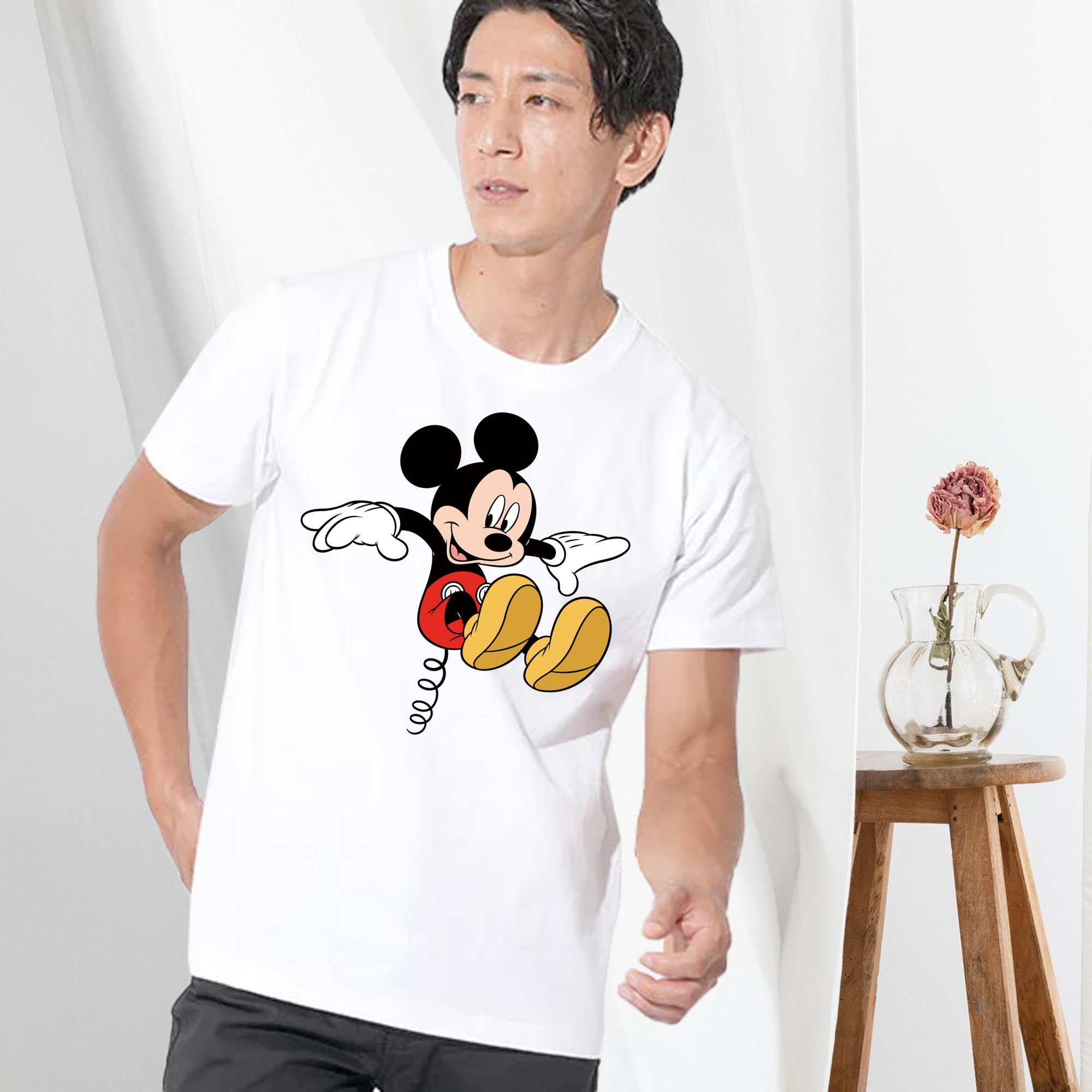 ミッキーマウス Mickey Mouse 綿100％ メンズ半袖Tシャツ｜肌触りやわらか＆通気性