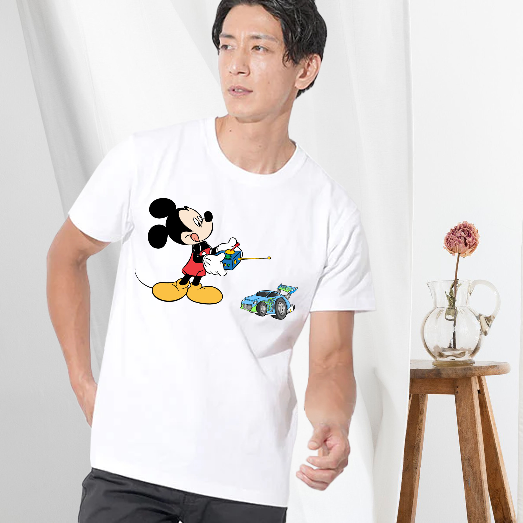 ミッキーマウス Mickey Mouse 綿100％ メンズ半袖Tシャツ｜肌触りやわらか＆通気性