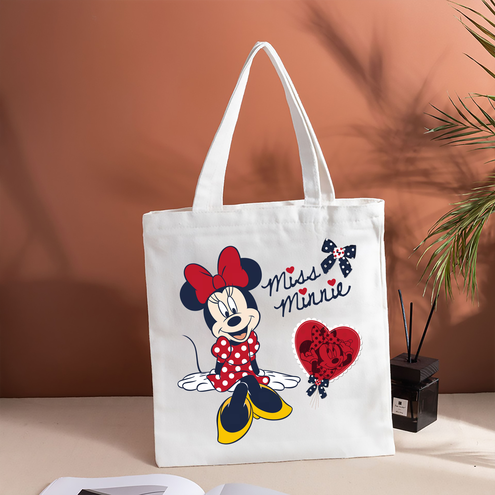 ミッキーマウス Mickey Mouse 縦型キャンバス生地手提げバッグ　トートバッグ