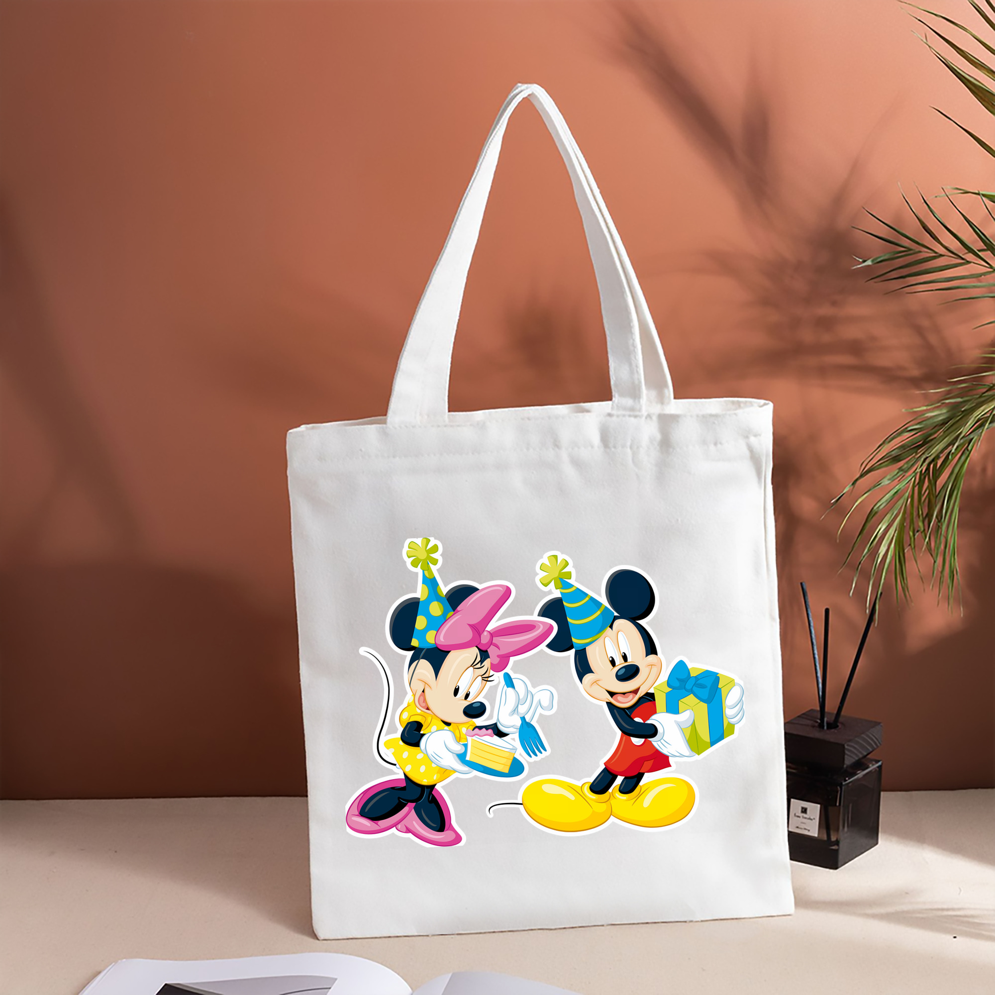 ミッキーマウス Mickey Mouse 縦型キャンバス生地手提げバッグ　トートバッグ