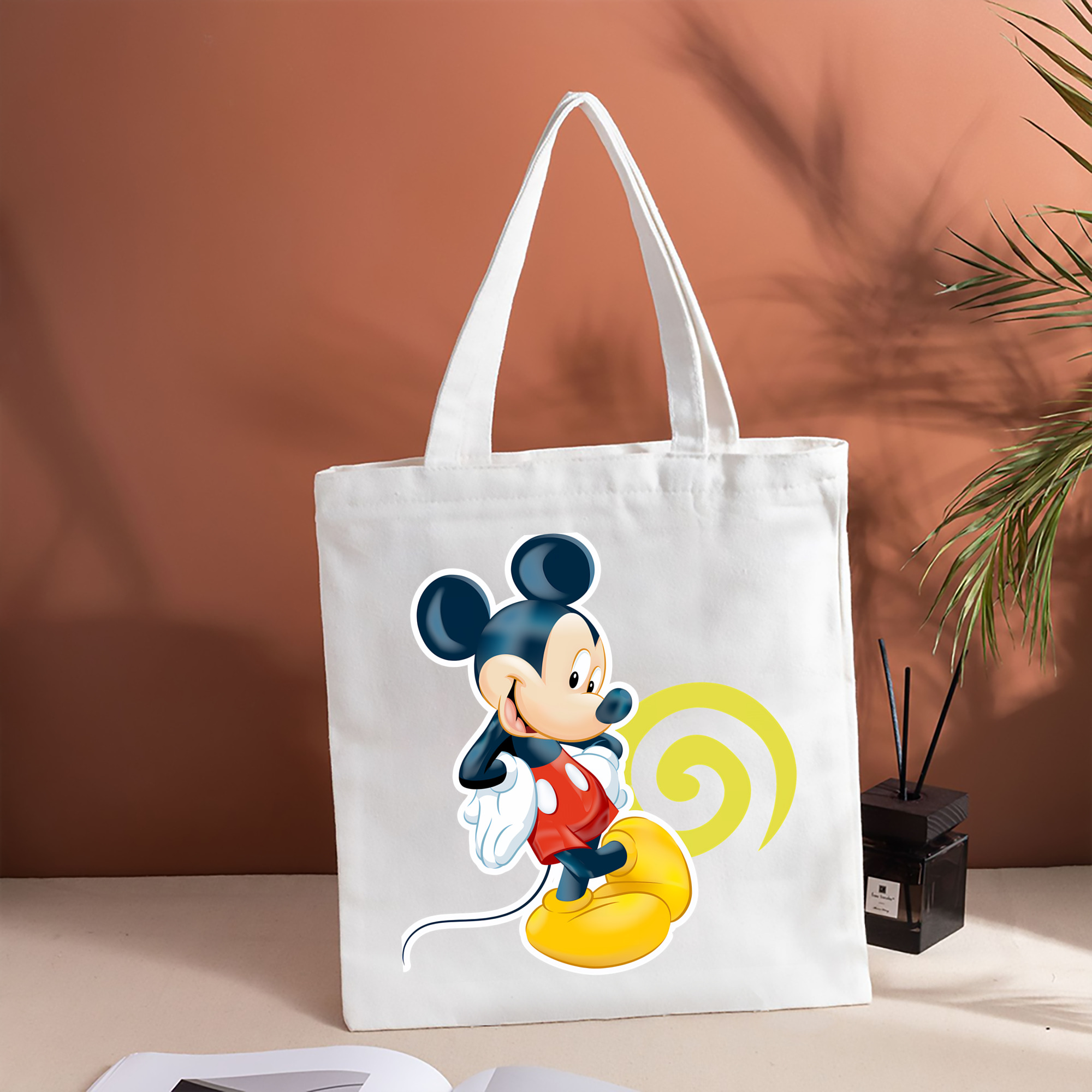 ミッキーマウス Mickey Mouse 縦型キャンバス生地手提げバッグ　トートバッグ