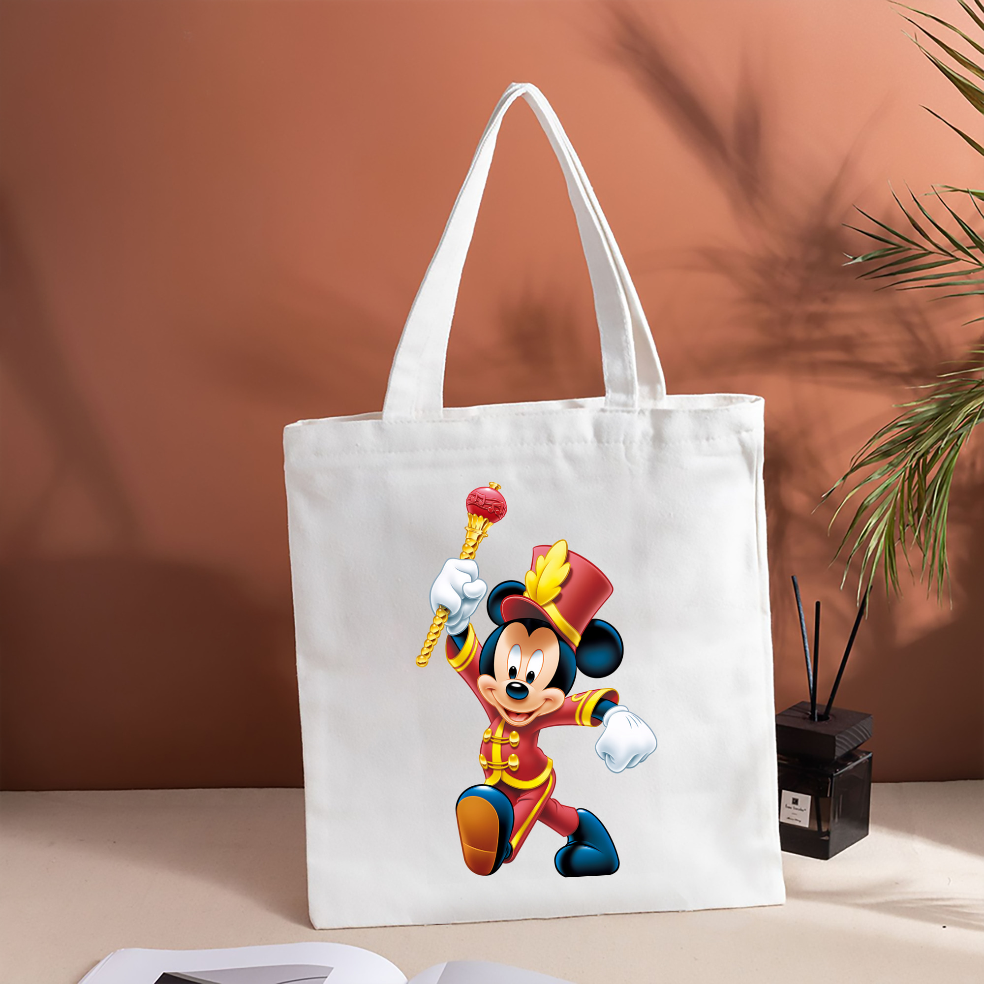 ミッキーマウス Mickey Mouse 縦型キャンバス生地手提げバッグ　トートバッグ